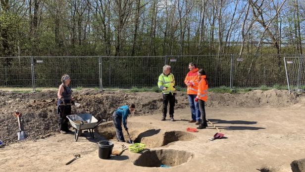 Grabungen bei S4: Siedlungsreste aus der Jungsteinzeit entdeckt