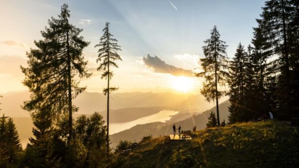 Paradiesisches Sonnenspiel: Der &quot;Via Paradiso&quot; führt zu den schönsten Aussichtspunkten