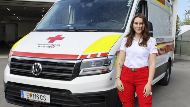 Helfen ist ihr Hobby: Freiwillig beim Roten Kreuz