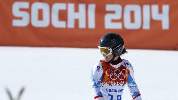 Eine Skirennläuferin bei den Olympischen Winterspielen 2014 in Sotschi.