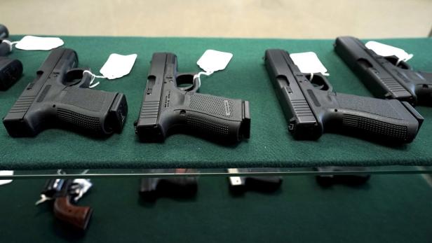 Glock-Waffen in einem Shop in Colorado, USA.