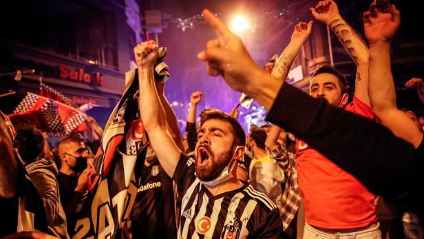 Besiktas fans celebrate winning the Turkish Super Lig