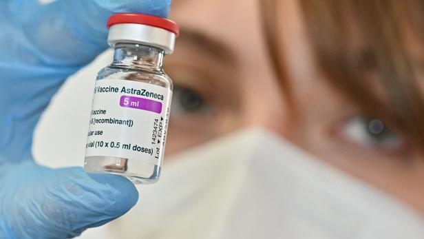 EU erwartet 200 Millionen Impfungen bis Ende der Woche