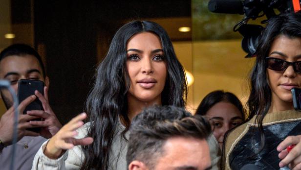 Kim Kardashian: Affäre mit Kourtneys Freund Travis Barker?