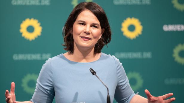 "Rufmord": Grüne Kandidatin Baerbock wehrt sich gegen Plagiatsvorwurf