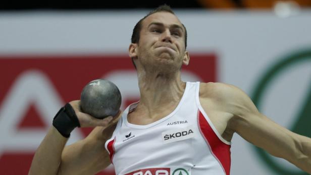 Dominik Distelberger of Austria competes in the Shot Put event of the Heptathlon Men competition at the European Athletics Indoor Championships in Gothenburg March 2, 2013. REUTERS/Phil Noble (SWEDEN - Tags: SPORT ATHLETICS)