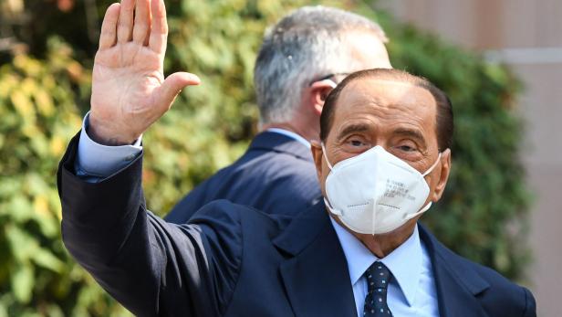 Erspart sich schwer kranker Berlusconi Prozess?