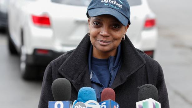 Chicagos Bürgermeisterin gibt zum Jubiläum weißen Journalisten kein Interview