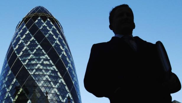 Britische Firmenbosse verdienten 2015 zehn Prozent mehr