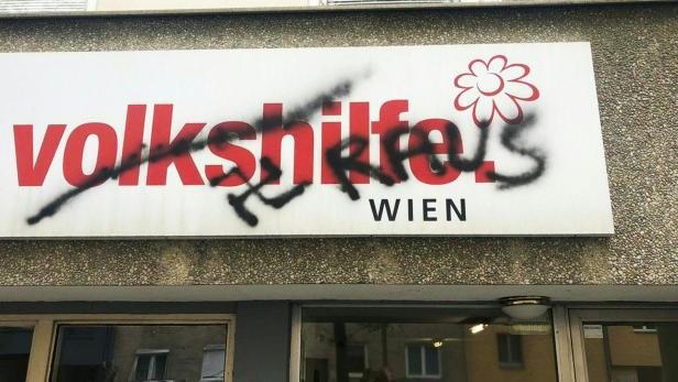 Flüchtlingshaus der Volkshilfe in Wien mit NS-Symbolen beschmiert