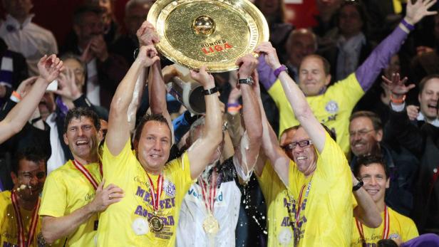 2013: Schmid jubelt mit Stöger über den Meistertitel
