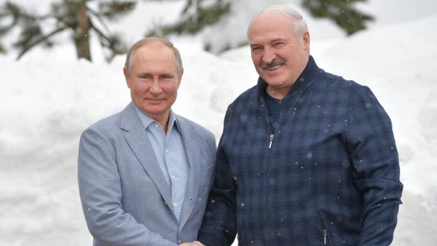 Der letzte Ausweg? Lukaschenko sucht Hilfe bei Kremlchef Putin