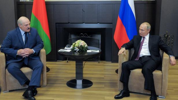 Putin unterstützt Weißrussland mit Millionen-Kredit