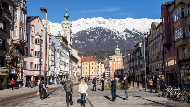 12.000 Urlauber in Tirol bisher getestet, Kritik an Kosten