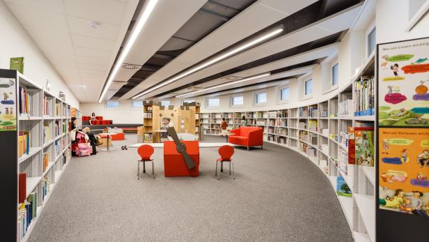 Die „Bibliothek im Zentrum&quot; am City Campus der FH Wiener Neustadt