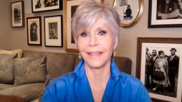 Oscar-Preisträgerin Jane Fonda zeigt ihre Fitness-Routine