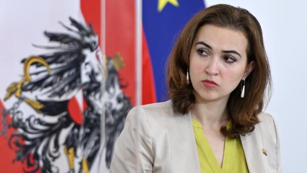 Nach großer Skepsis: Zadić zieht positive Bilanz zu Bundesbetreuungsagentur