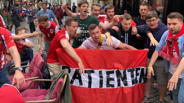Gurgeltest in Rot-Weiß-Rot: Wie die ÖFB-Fans bei der EURO feiern
