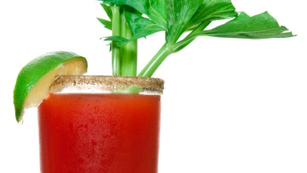 Rezept für die Bloody Mary: Sellerie im Cocktail, c' est la vie