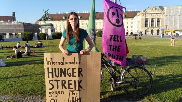 Für den Klimaschutz: Wiener Biologin seit zwei Wochen im Hungerstreik