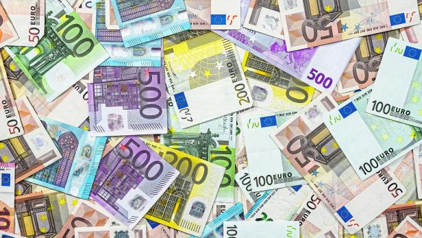 background of all euro bills for design