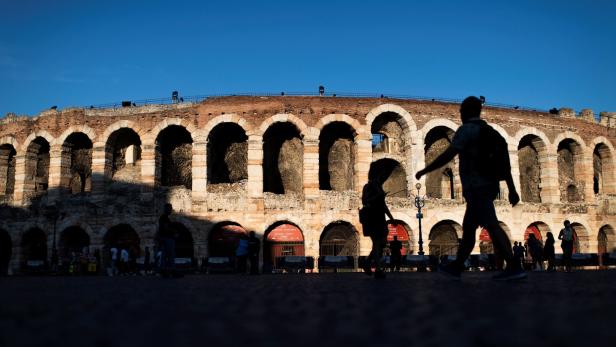 Arena von Verona startet am 19. Juni: Muti dirigiert "Aida"