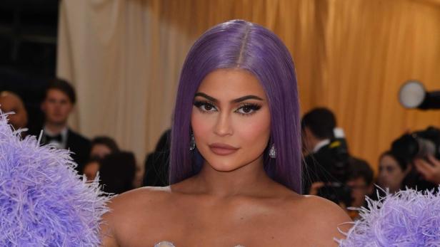 Kylie Jenner enthüllt traurigen Grund für ihre Lippen-Filler