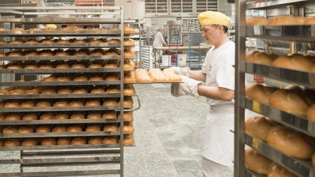 Bäcker: "Das Arbeitsamt schickt so gut wie keine Mitarbeiter"