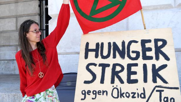 Klimaaktivistin im Hungerstreik stellt Lobau-Besetzung in Aussicht
