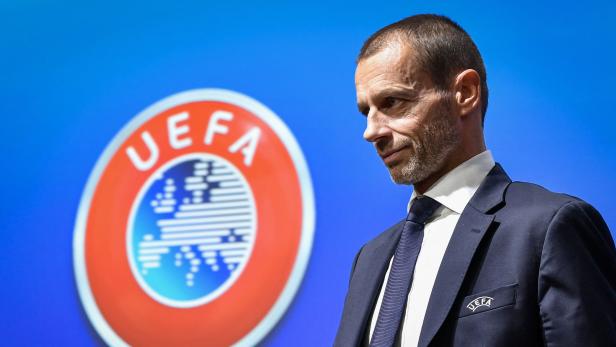 Nach dem Stadion-Regenverbot: Nun wehrt sich der UEFA-Präsident