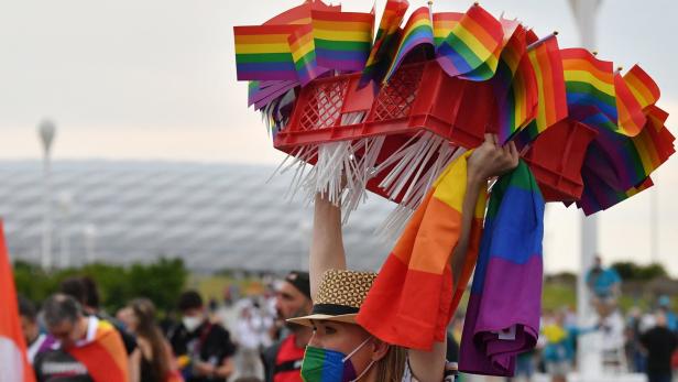 Polen verteidigt Ungarns Gesetz über Homosexualität