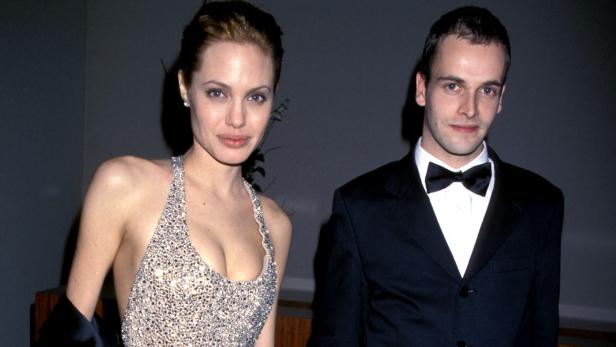 Medienbericht: Jolie soll schon seit 2 Jahren Ex Jonny Lee Miller daten