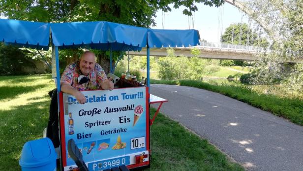 Vom Maroni zum Eis: Kühle Erfrischungen vom "Doktor" in St. Pölten