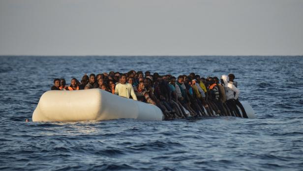 Bootsunglück vor tunesischer Küste: 267 Menschen gerettet