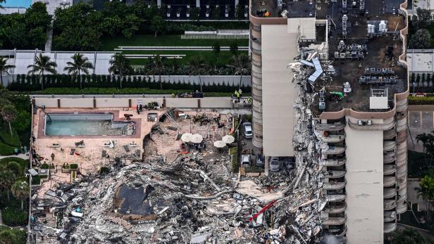 159 Vermisste in eingestürztem Hochhaus in Miami: "Wir geben nicht auf"