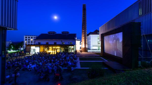 Kino unterm Sternenhimmel in Krems: Open-Air Kino eröffnet