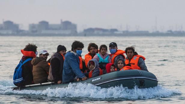 Rekordzahl an Migranten überquerte im Juni Ärmelkanal