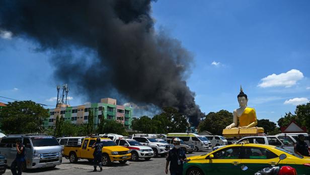 TOPSHOT-THAILAND-ACCIDENT-FIRE