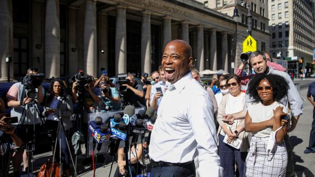 Schwarzer Ex-Cop dürfte New Yorks Bürgermeister werden