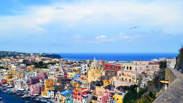 Golf von Neapel: Erleben Sie ein Farbenspektakel, wie es im Buche steht