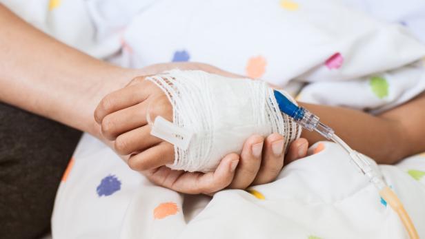 Krampfanfälle sind bei Corona-infizierten Kindern im Krankenhaus häufig