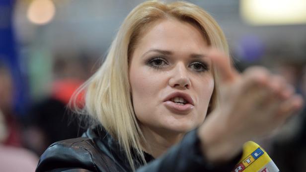 Ex-GNTM-Kandidatin Sara Kulka: "Bin in psychiatrischer Akutklinik"