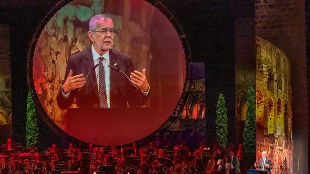 Bregenzer Festspiele: Van der Bellen kritisiert Umgang mit Verfassung