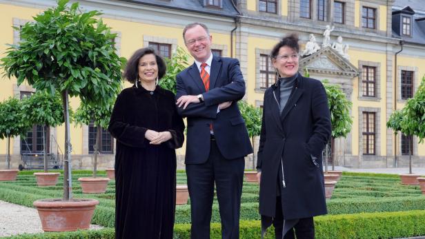 Aus dem Jahr 2012 in Hannover: Festivalintendantin Elisabeth Schweeger (rechts) mit Bianca Jagger und Bürgermeister Stephan Weil