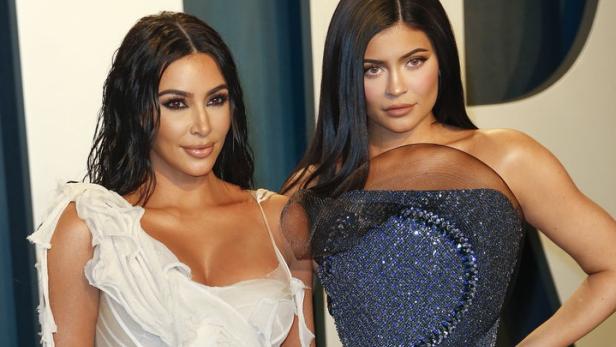 Wie die Kardashian-Schwestern ihren Status als Make-up-Mogule absichern