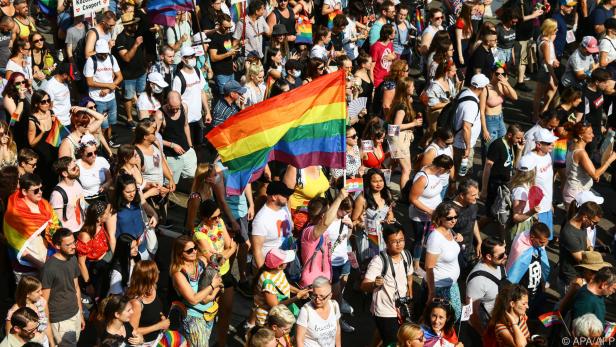 Tausende bei Pride-Marsch in Budapest