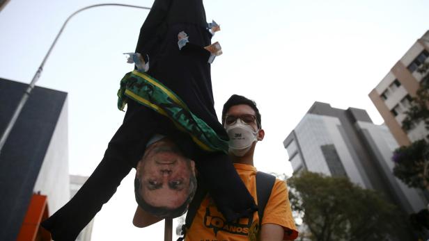 Brasilianer protestieren erneut gegen Bolsonaros Corona-Politik