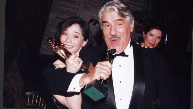 Julia Stemberger und Mario Adorf, 1994