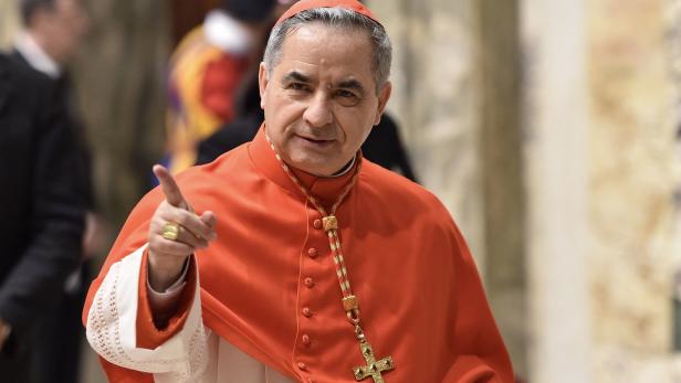 Finanzskandal im Vatikan: Kardinal auf der Anklagebank
