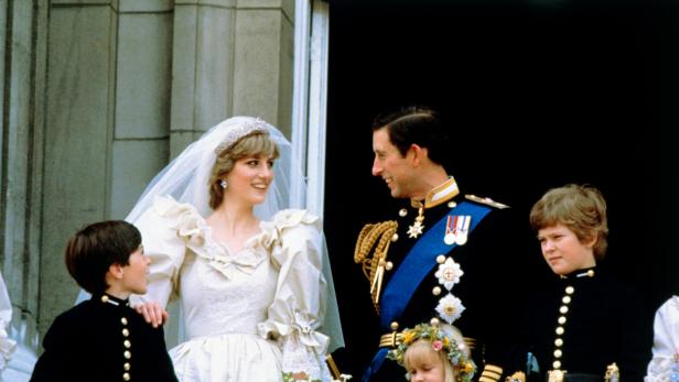 Charles und Diana nach ihrer Hochzeit am 29. Juli 1981